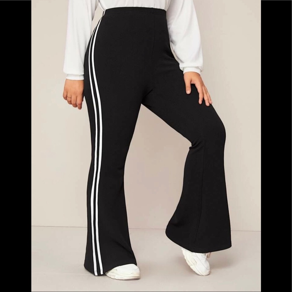 SOLD ‼️ Wide Leg Flare Jogging pants
